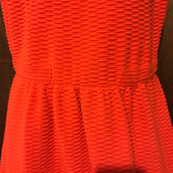 Orange spice top with elastic waist. Size Small. - Picture 3 of 7